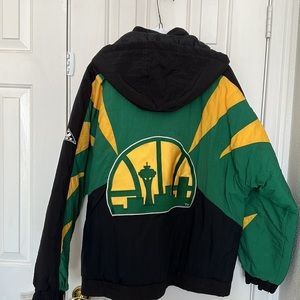 Vintage NBA Seattle Super Sonics heavy jacket with Hood